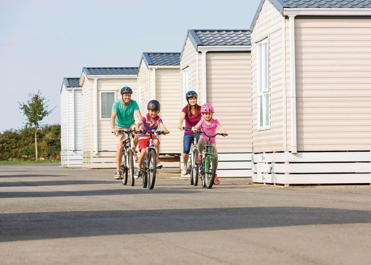 White Tower Holiday Park Llandwrog Extérieur photo